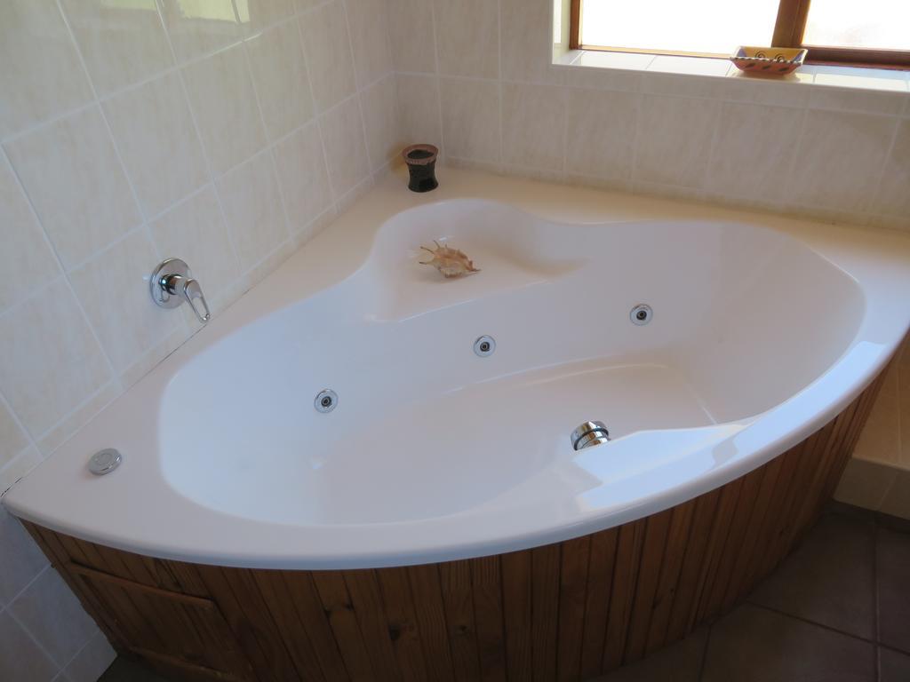 Sunbird Cottage Noordhoek Quarto foto