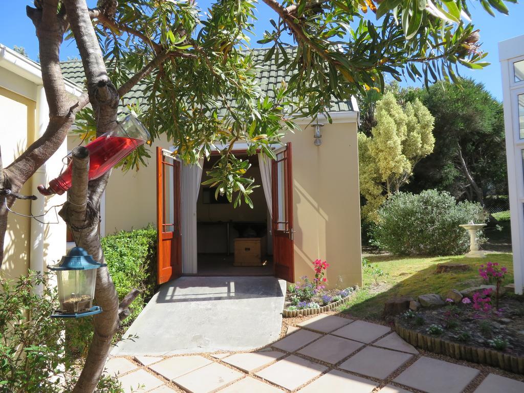 Sunbird Cottage Noordhoek Quarto foto